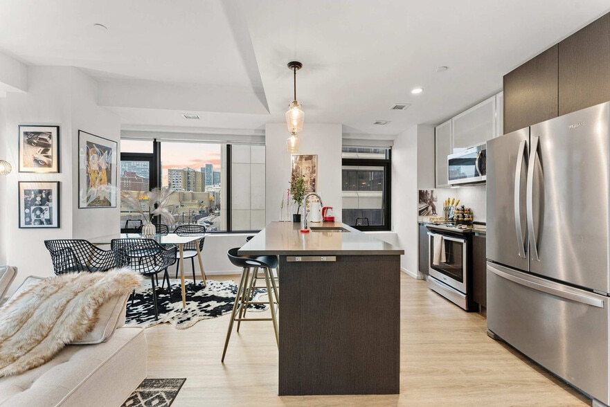 Building Photo - 300 Harrison Ave