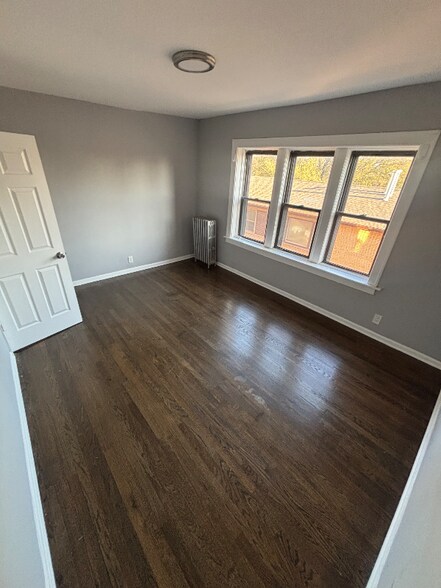 Building Photo - 7657 S Coles Ave