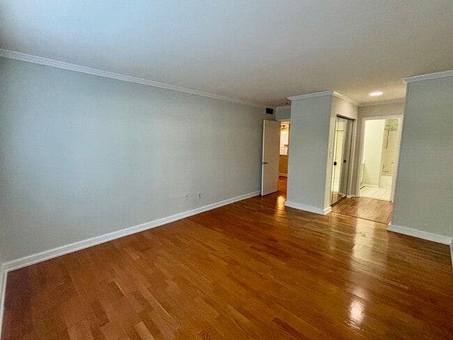 Building Photo - 57 Doranne Ct