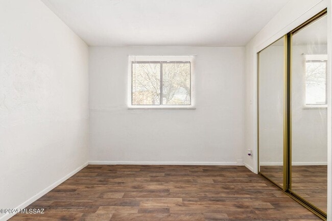 Building Photo - Charming Remodeled 3 Bedroom Brick Home