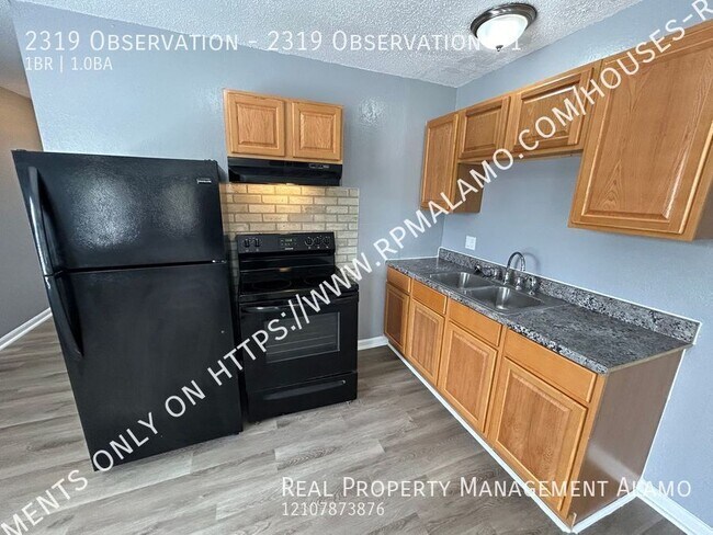 Building Photo - 2319 Observation Dr