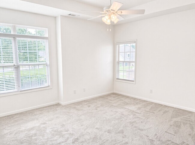 Building Photo - 1364 Orchard Cir