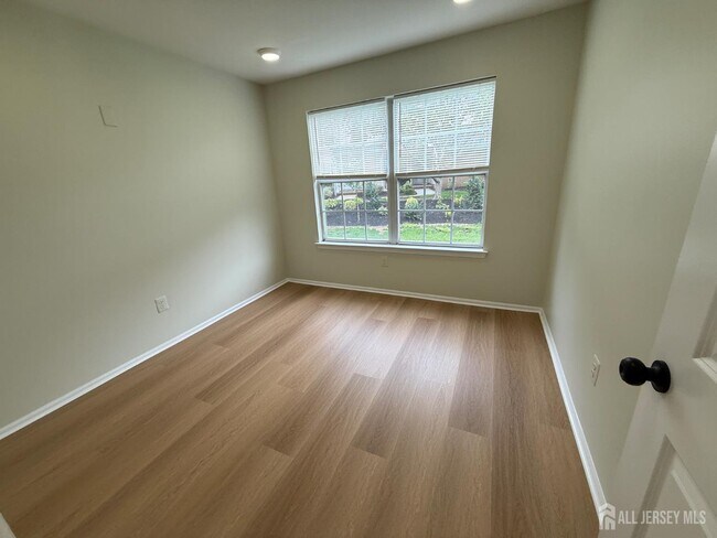 Building Photo - 220 Copeley Way