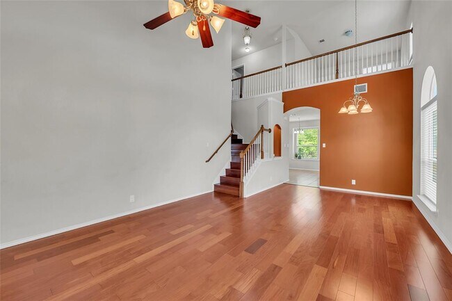 Building Photo - 8609 Rock Pigeon Dr