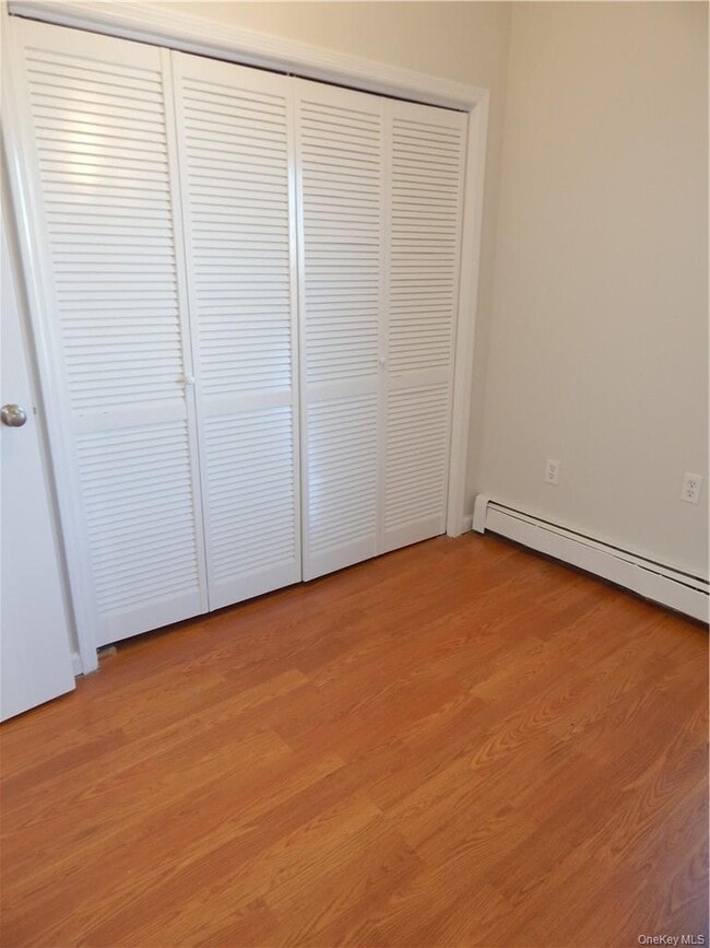 Building Photo - 5 John St