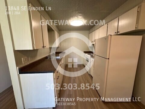 Building Photo - 13848 SE Linden Ln