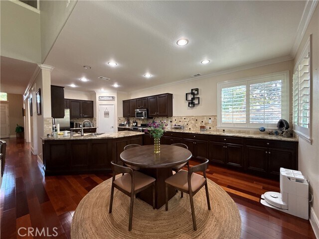 Building Photo - 12210 Vista Ct