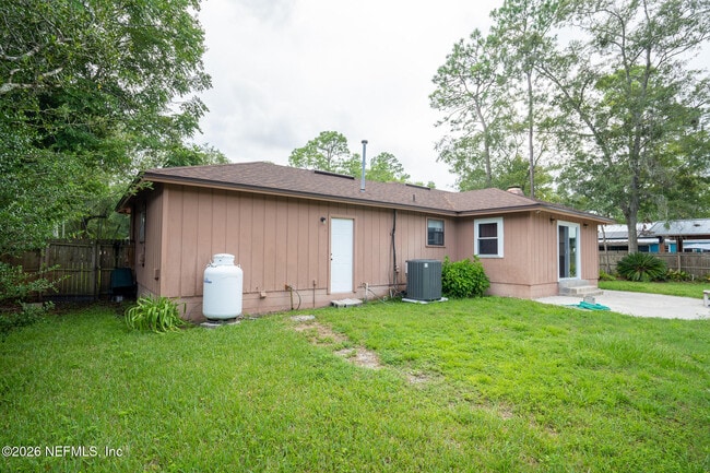 Building Photo - 4909 Beige St