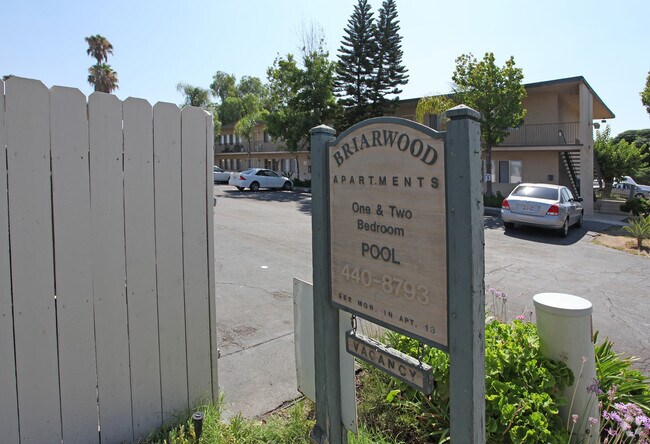 Building Photo - Briarwood Apartments