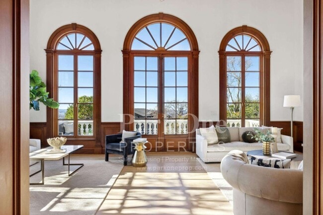 Building Photo - Short term, furnished possible for this magnificent home.