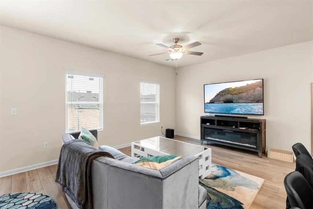 Building Photo - 1144 Westhampton Wy