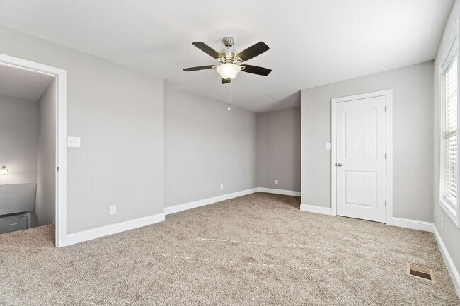 Building Photo - 1816 Beckett Dr