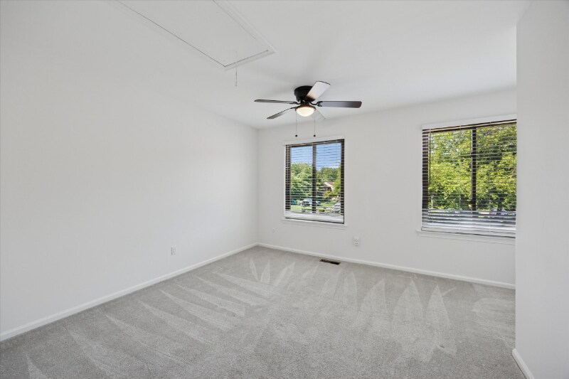 Building Photo - 128 Granite Hill Ct