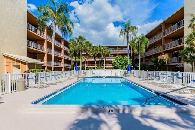 Building Photo - 12760 Indian Rocks Rd