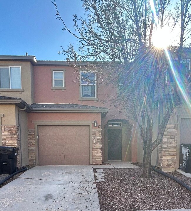 Primary Photo - Townhome With Clubhouse