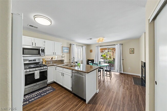 Building Photo - 1409 Spice Sky Dr