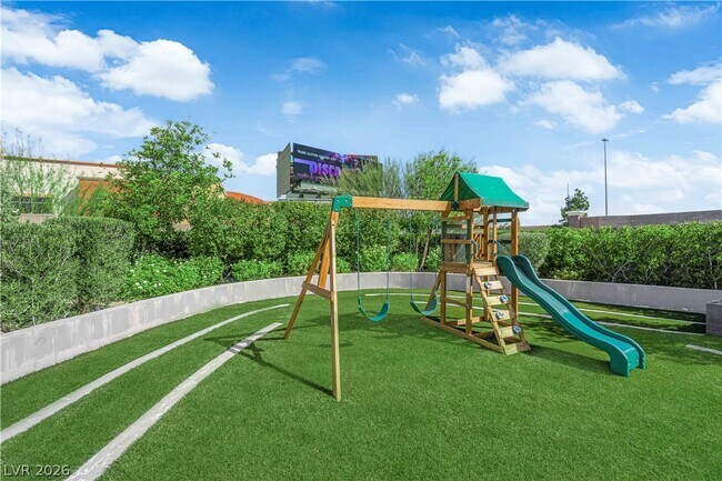Building Photo - 3032 Cipro Ave