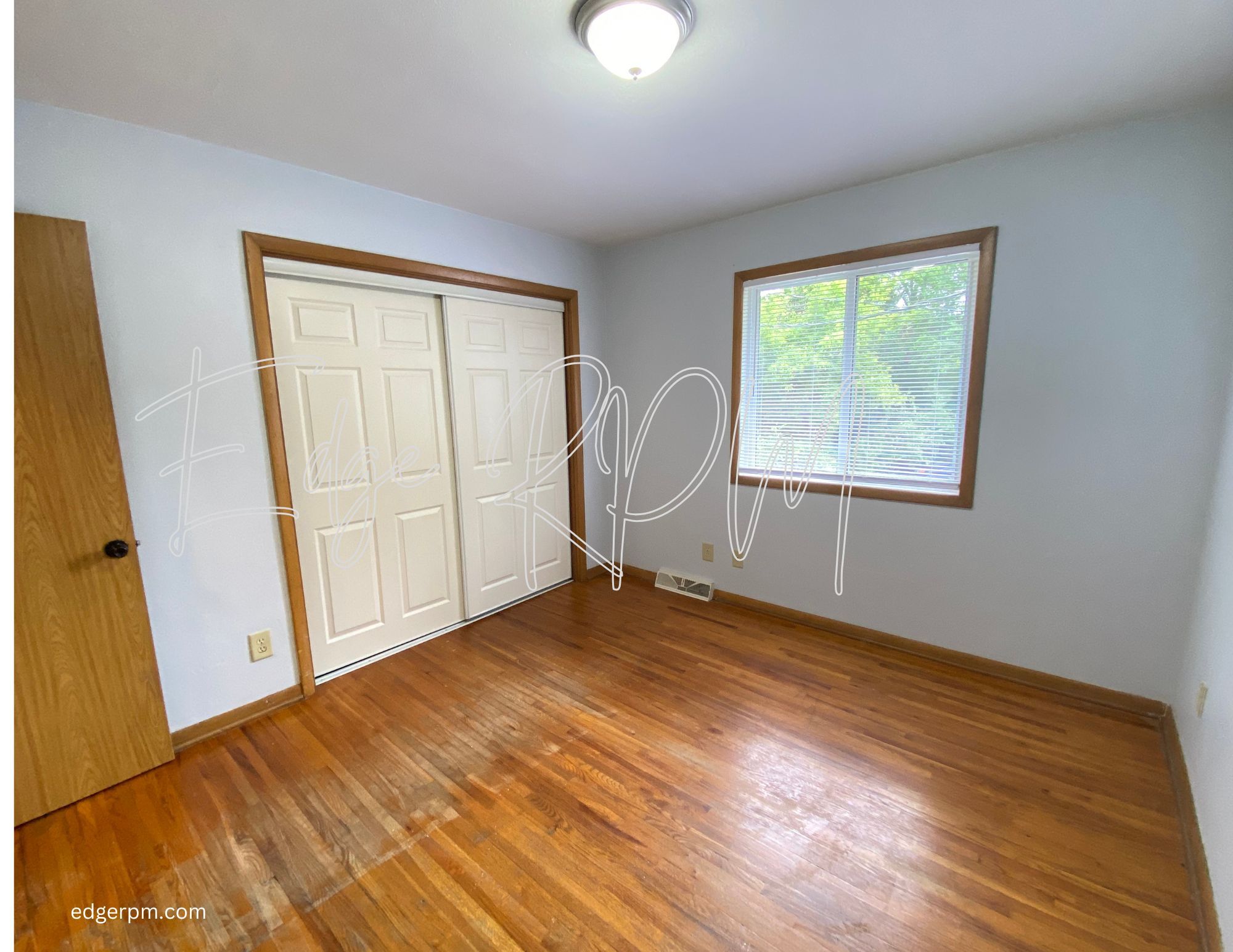 Building Photo - 610 E Seerley Blvd