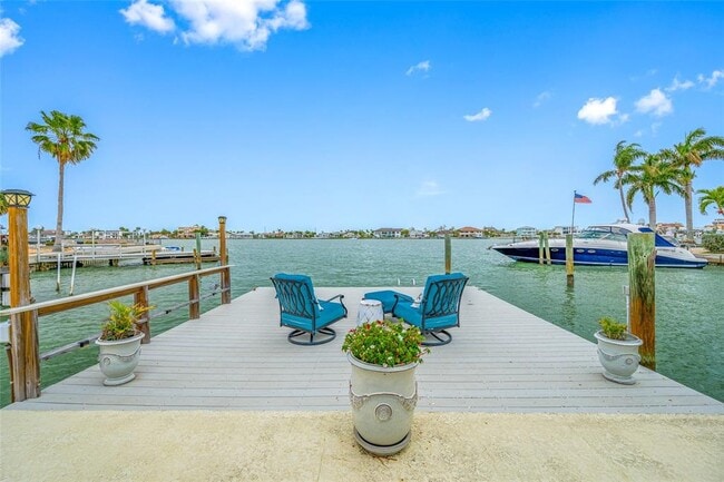 Building Photo - 540 59th Ave