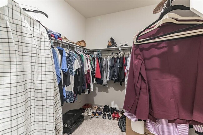 Building Photo - 2017 Daleside Ln