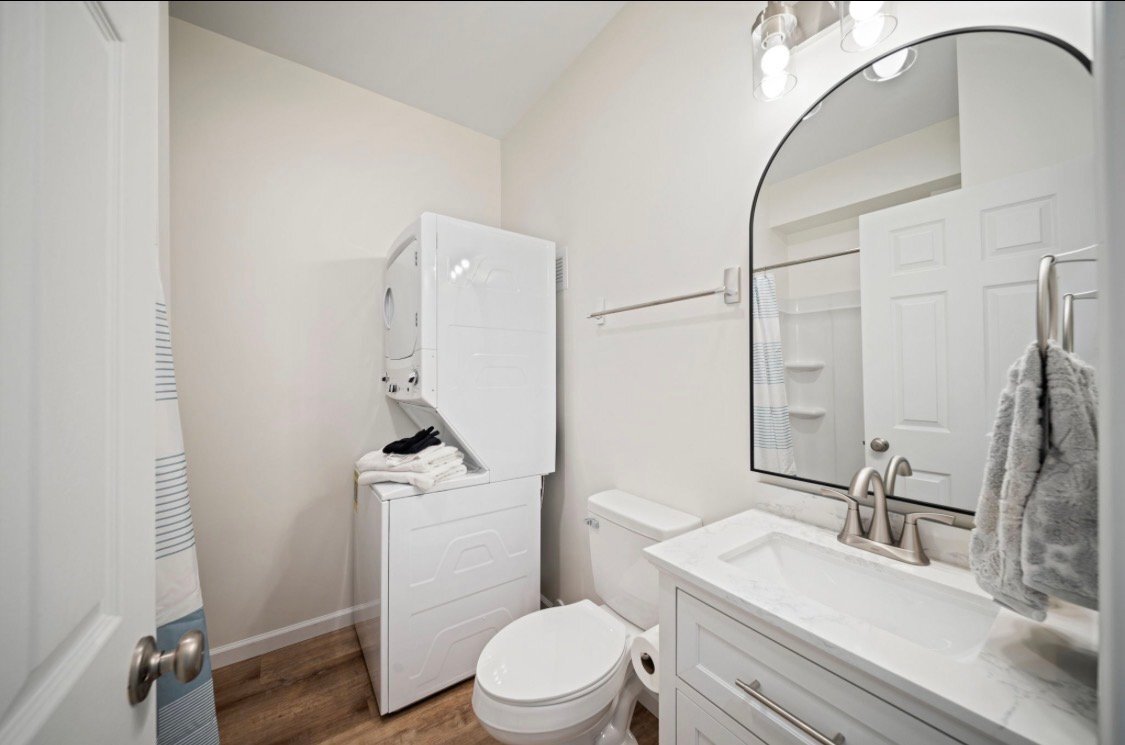 Building Photo - 5069 Peachtree Ave