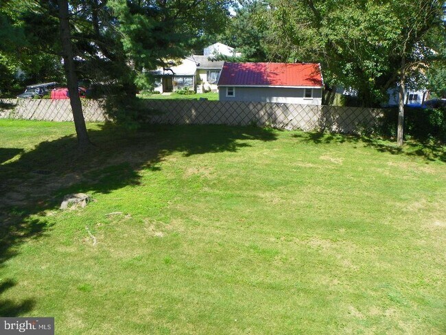 Building Photo - 356 Saybrook Ln