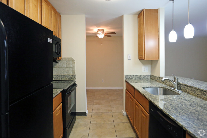 Kitchen - Haverford Court