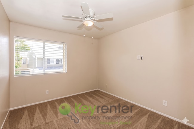 Building Photo - Beautiful Mission Viejo Townhome - Highland Park Community