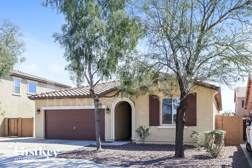 Building Photo - 5027 W St Catherine Ave