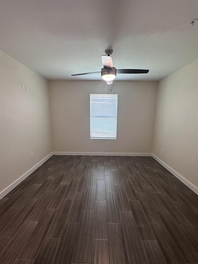 Building Photo - 1717 Tournament Trail Dr