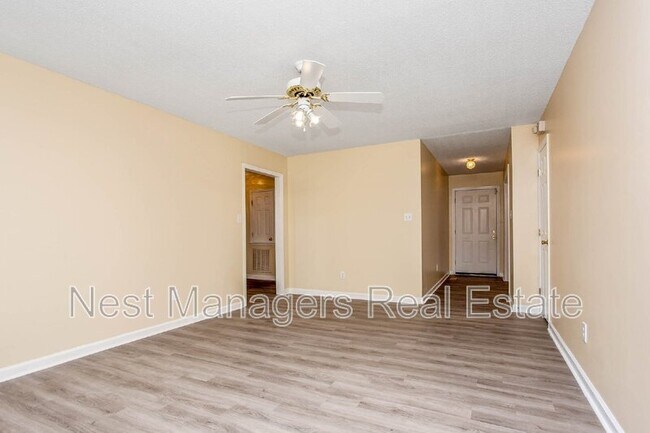 Building Photo - 3813 Constance Rd