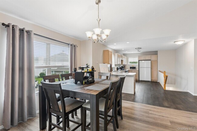 Building Photo - 3002 Willow Pond Dr