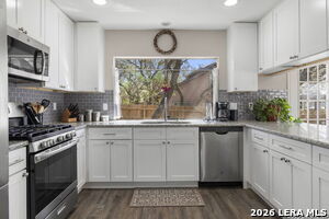 Building Photo - 9318 Jorwoods Dr