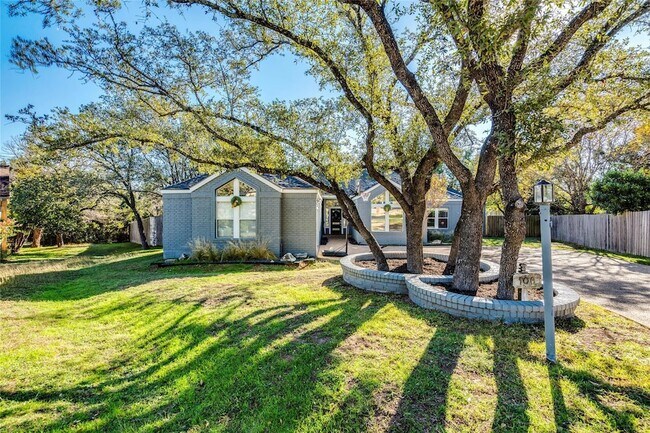 Building Photo - 106 Rupen Ct