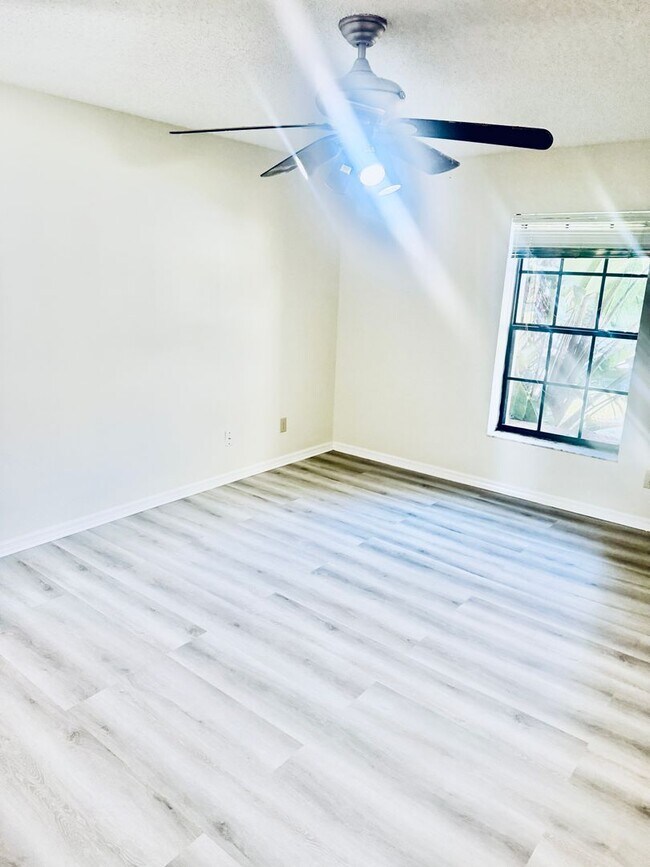 Building Photo - Lovely 3BR/2BA Home in Honeybrook Plantation