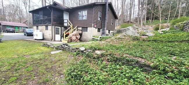 Building Photo - 41 Catskill Trail