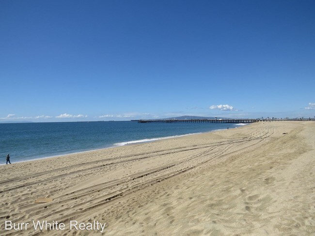 Building Photo - 1430 Ocean Ave