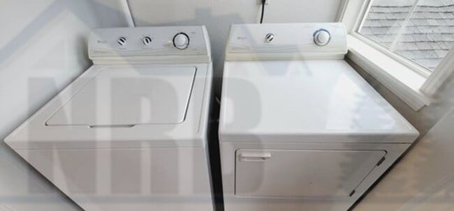 Building Photo - Gorgeous 2 bd House near Point Defiance and Proctor District!