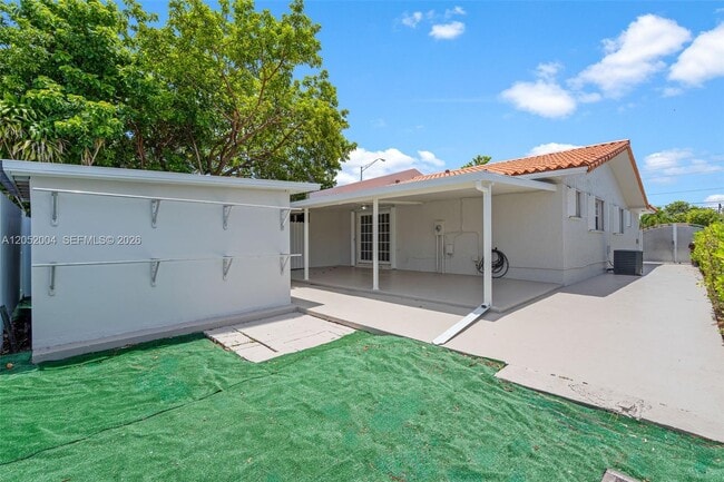 Building Photo - 1333 W 37th St
