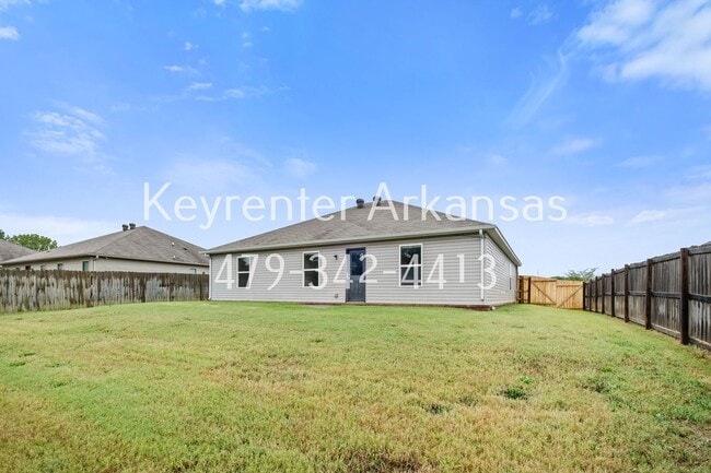Building Photo - Gorgeous 4 bedroom home!