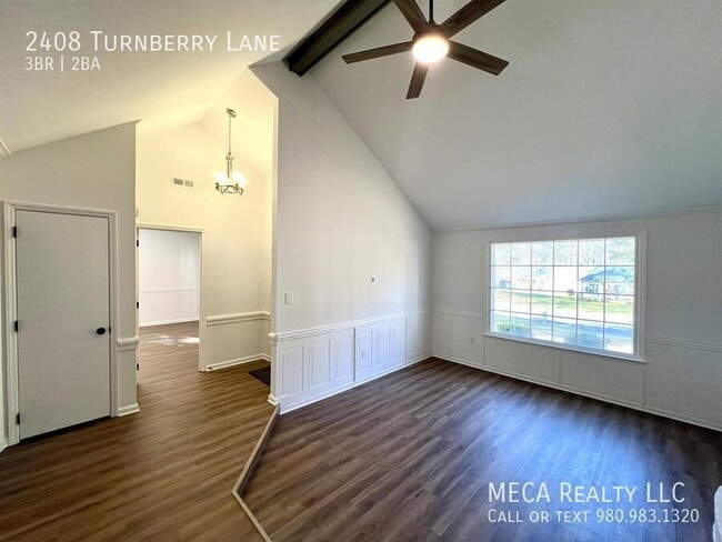 Building Photo - 2408 Turnberry Ln