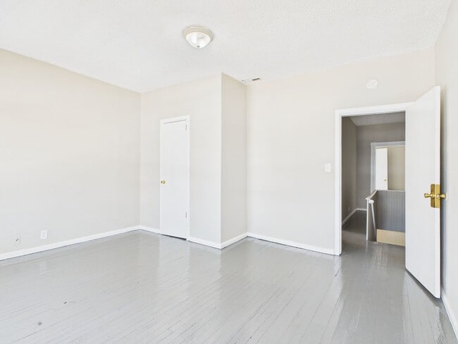 Building Photo - 1454 Ferndale Ave