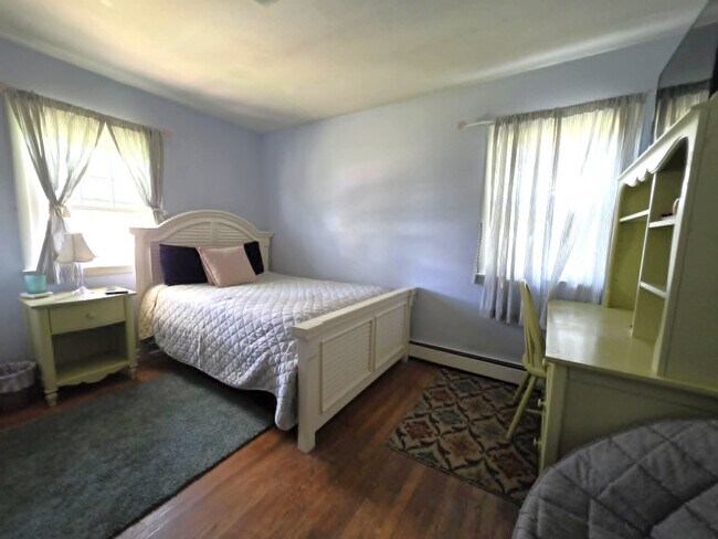 Building Photo - 104 Lee Dr