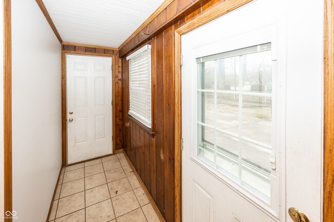 Building Photo - 2360 Durham Dr