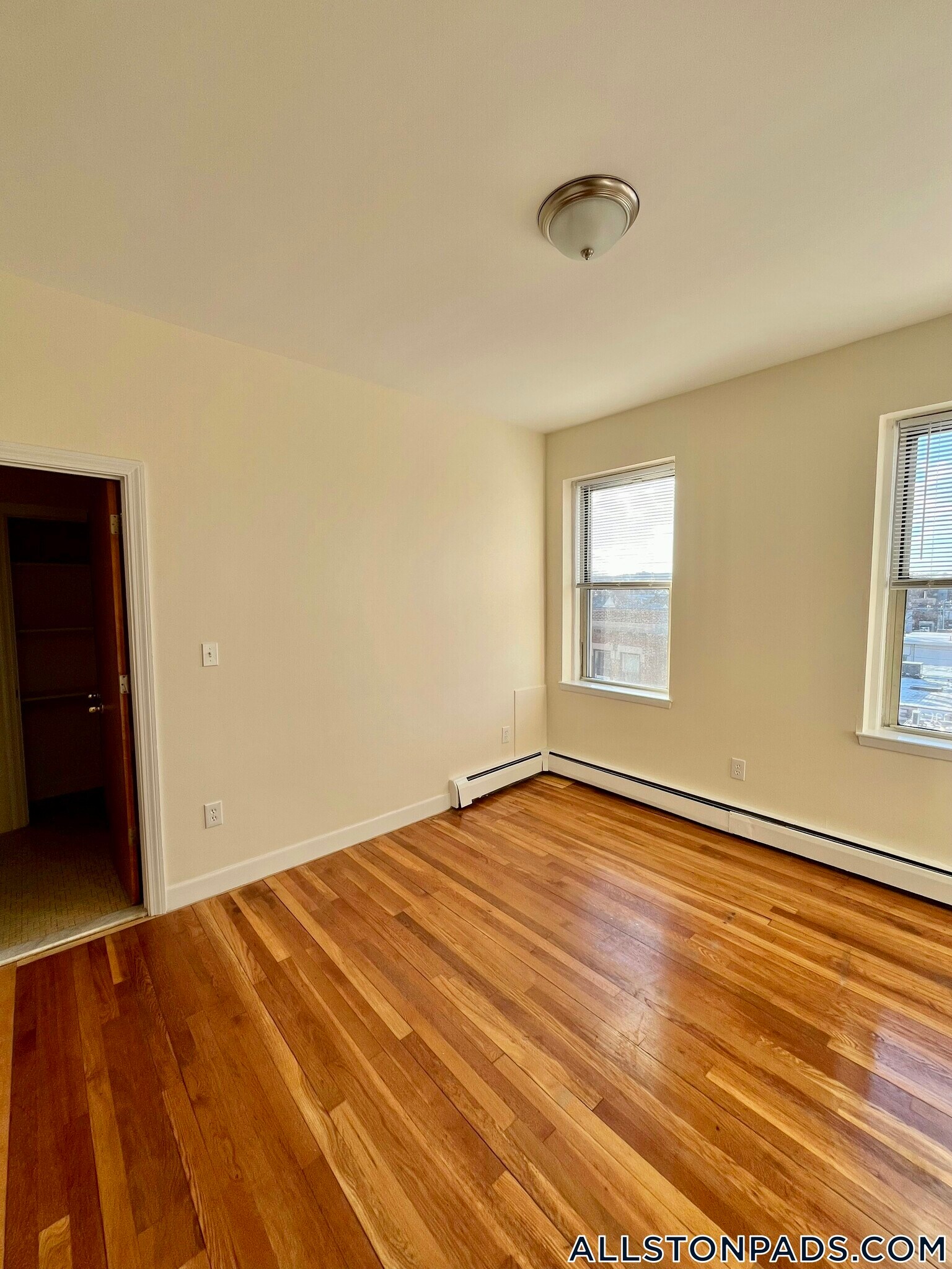 Building Photo - 64 Brighton Ave