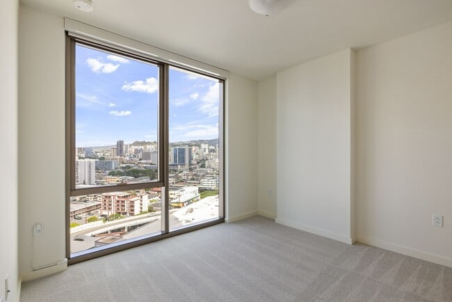 Building Photo - Sky Ala Moana West #1508 - Live in the heart of Honolulu!