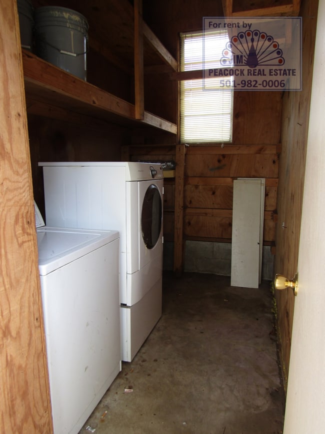 Building Photo - 512-512 Poplar St