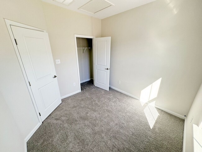 Building Photo - Brand-New 3-Bedroom Townhome in Sandston, VA