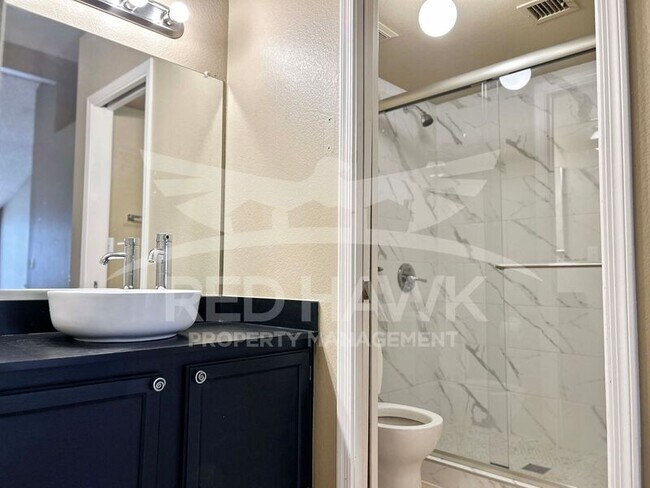 Building Photo - 2301 E University Dr