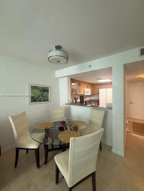 Building Photo - 2101 Brickell Ave